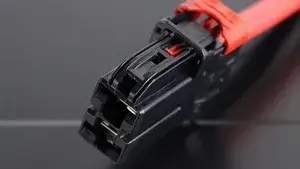 Conector de 24 V CC